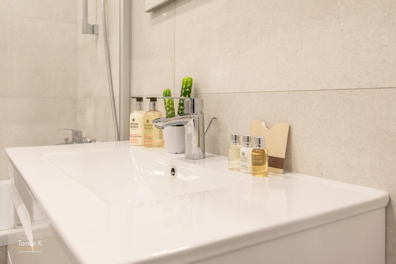 בודפשט Imperial Suite With Basilika And Castle View Need Reservation For Free Parking מראה חיצוני תמונה